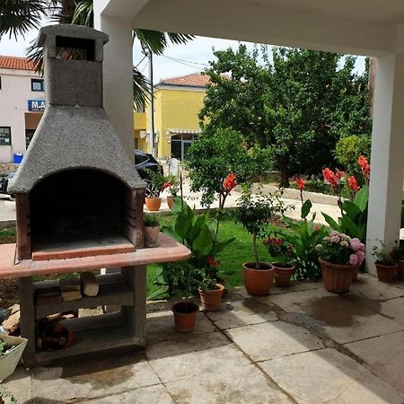 Apartman Murter Centar Exterior foto
